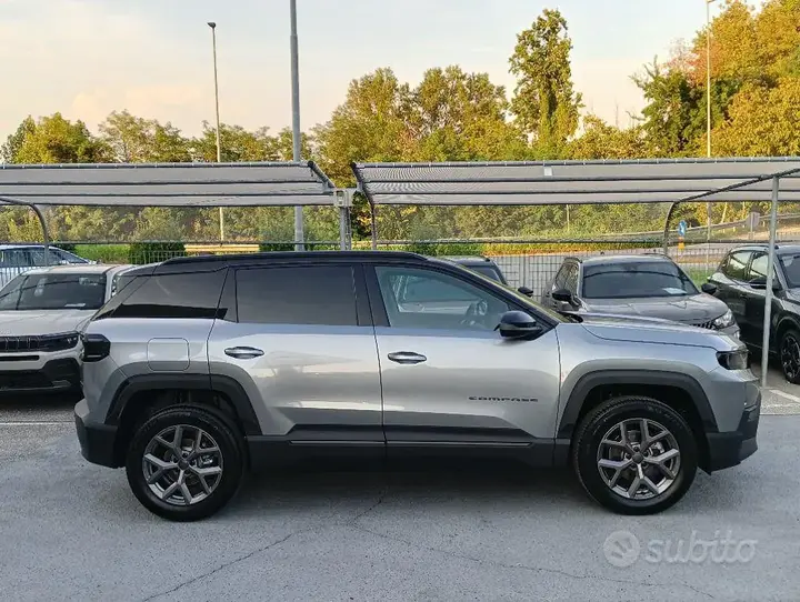 Jeep Compass 2026 photo 4