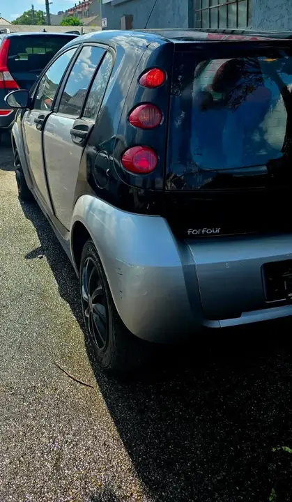 Smart Forfour 2004 photo 3