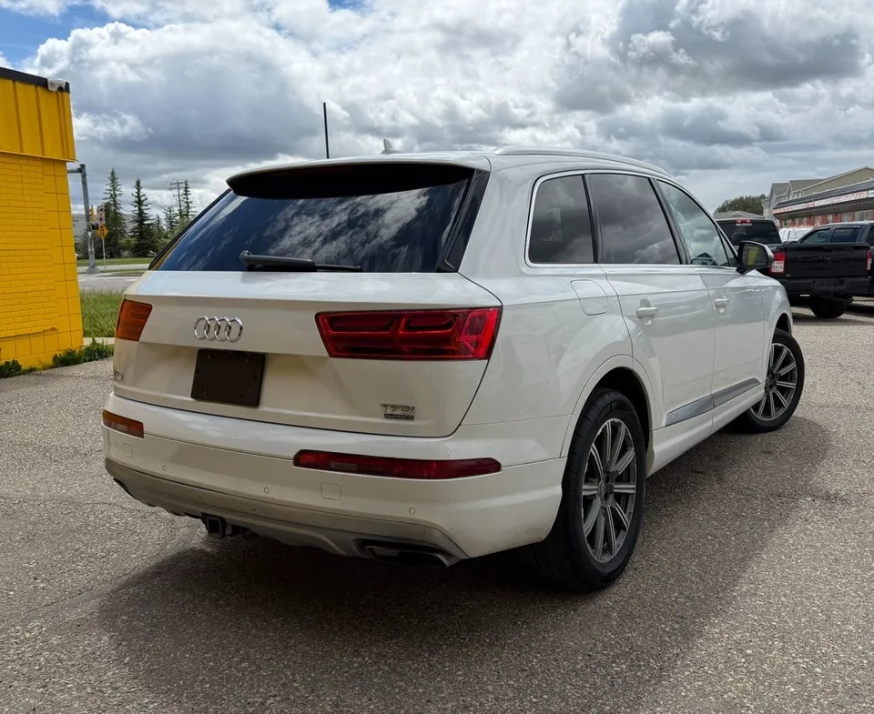 Audi Q7 2017 photo 5