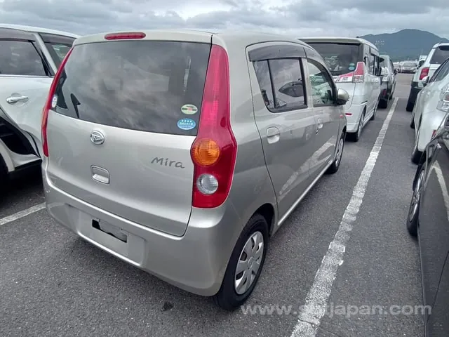 Daihatsu Mira 2009 photo 4