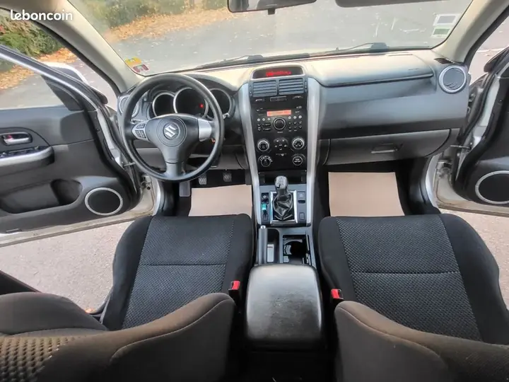 Suzuki Grand Vitara 2006 photo 3