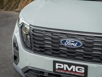 Ford Transit 2025 photo 4