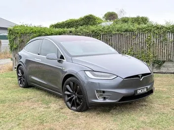 Tesla Model X 2019 photo 2