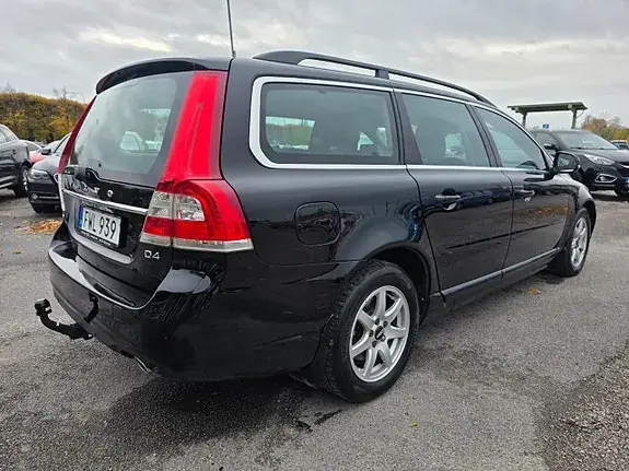 Volvo V70 2016 photo 3
