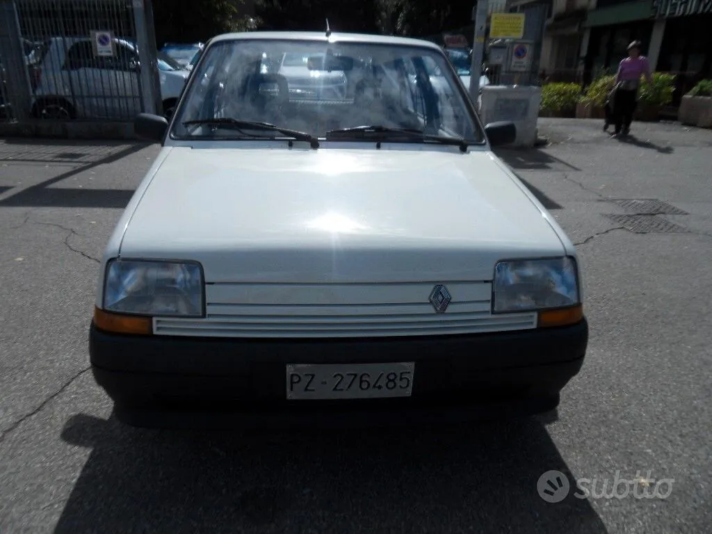 Renault R5