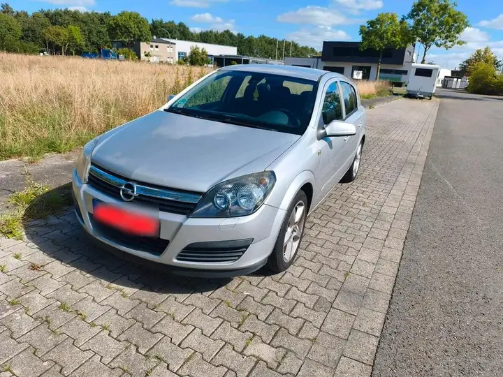 Opel Astra H