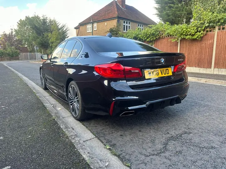 BMW 5 Series 2018 photo 4