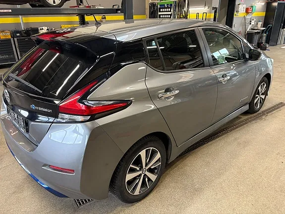 Nissan Leaf 2018 photo 5