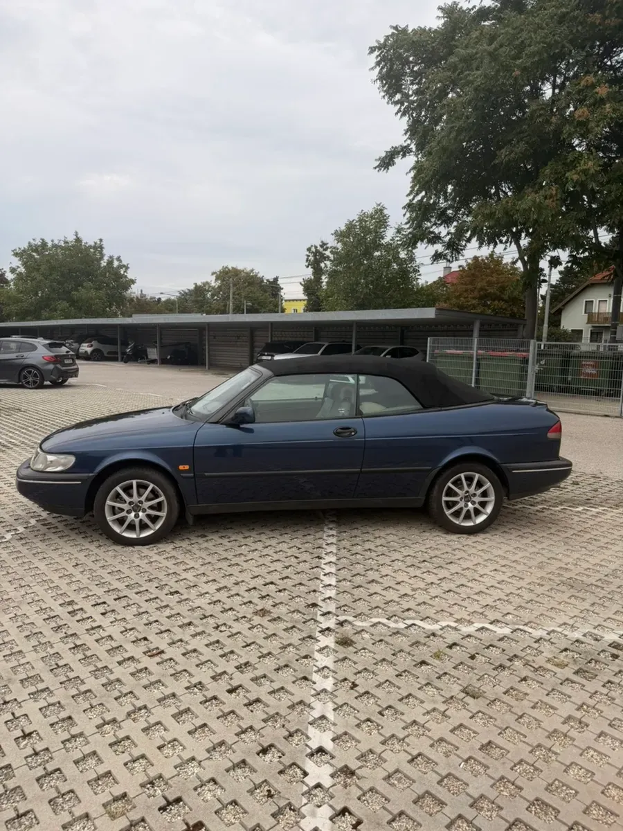 Saab 900 1995 photo 3