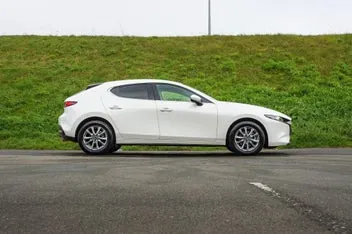 Mazda 3 2025 photo 3