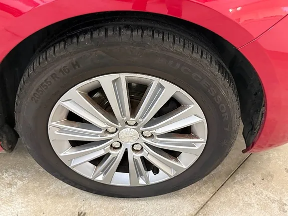 Peugeot 308 2018 photo 3