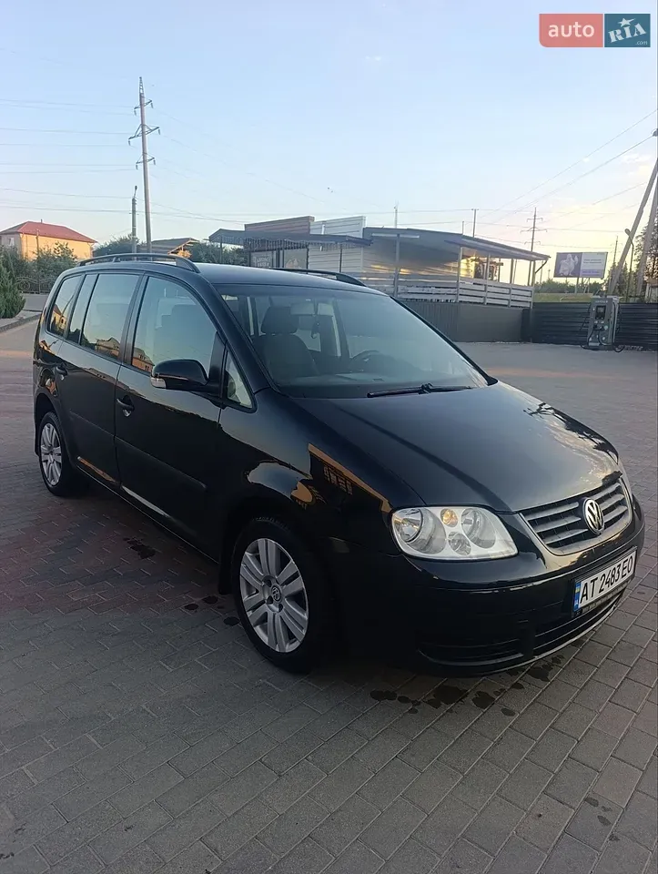 Volkswagen Touran 2003 photo 3