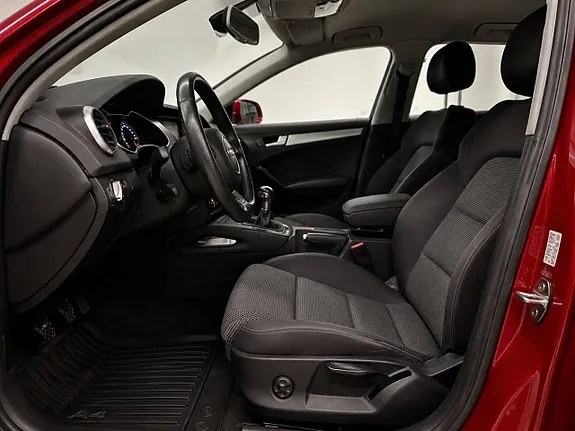 Audi A4 2009 photo 5