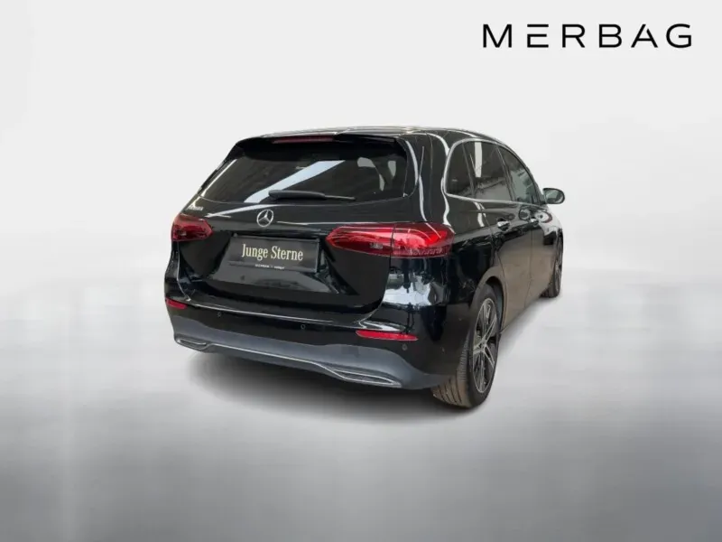 Mercedes-Benz B-Class 2025 photo 3