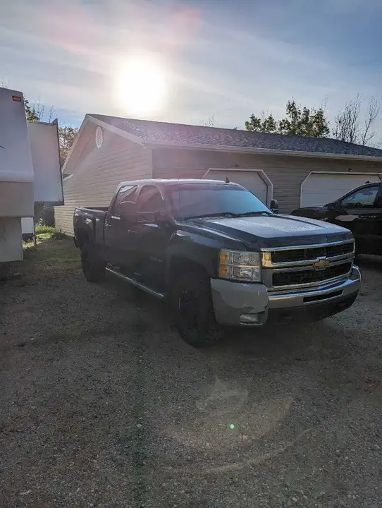 Chevrolet Silverado 2500 2010 photo 4