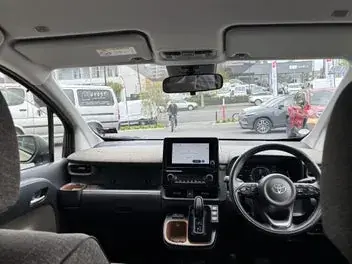 Toyota Sienta 2023 photo 3