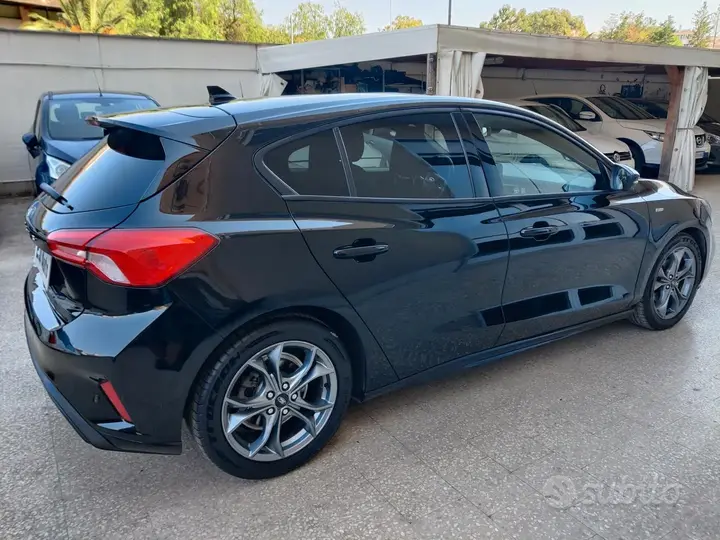 Ford Focus 2020 photo 4