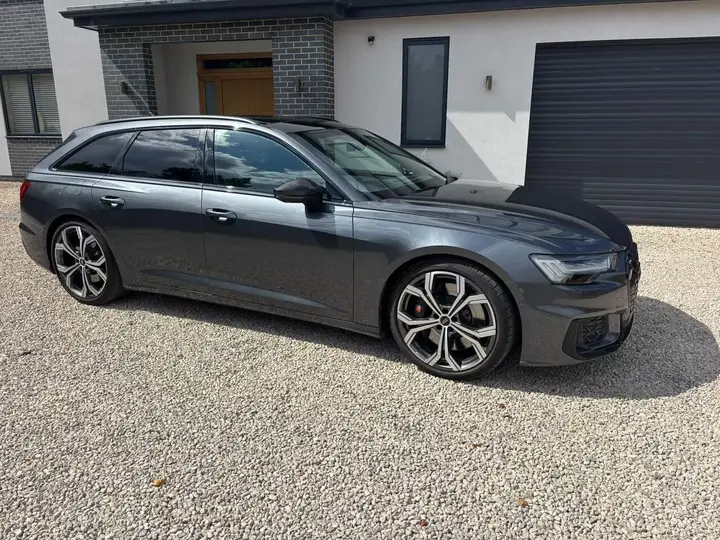 Audi S6 Avant