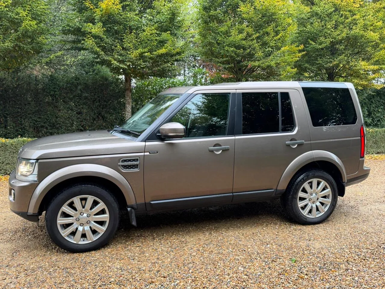Land Rover Discovery 4 2015 photo 4