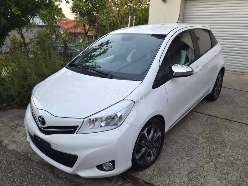 Toyota Yaris 2014 photo 3