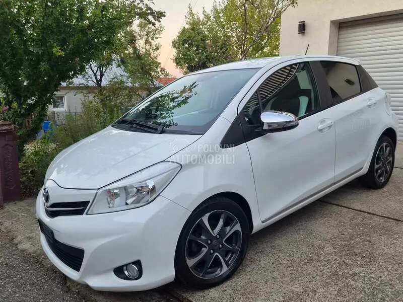 Toyota Yaris 2014 photo 5