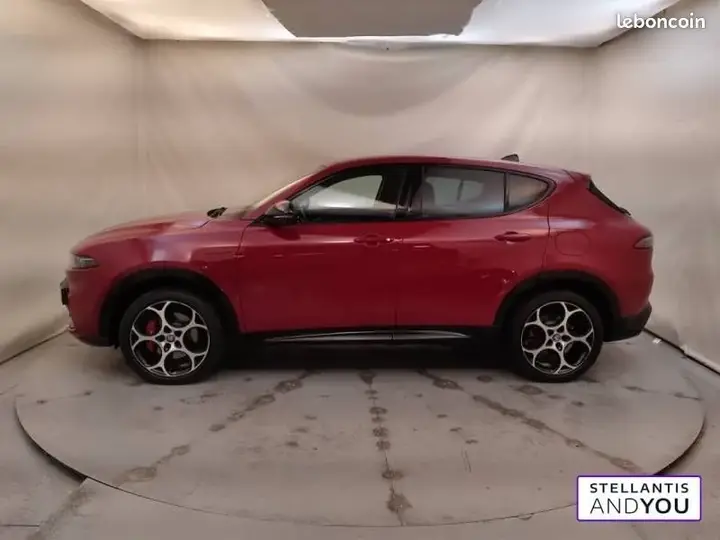 Alfa Romeo Tonale 2024 photo 2