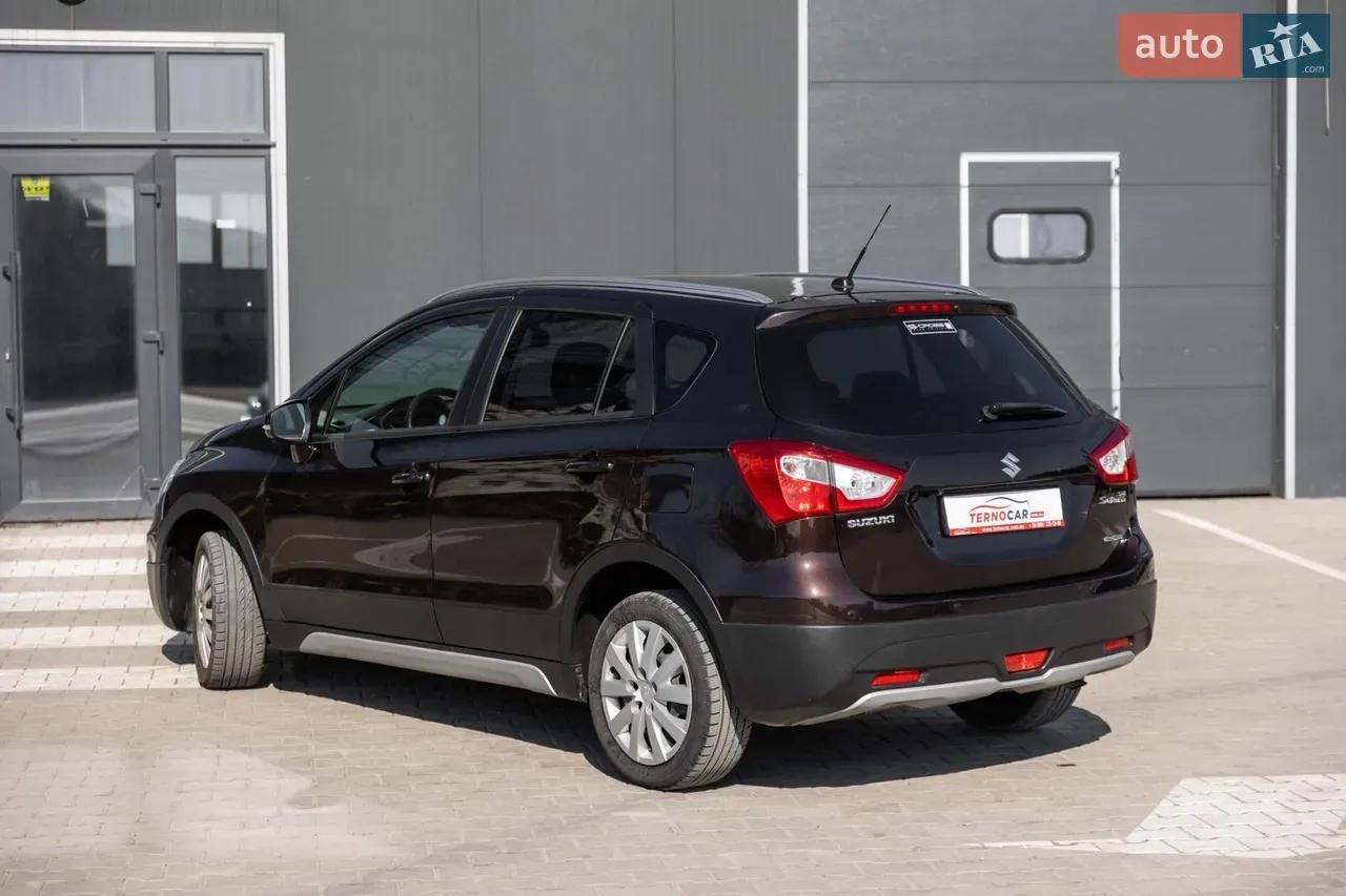Suzuki Sx4 2013 photo 4