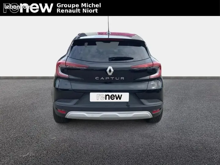 Renault Captur 2024 photo 3