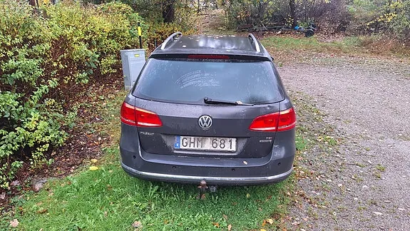Volkswagen Passat 2012 photo 3