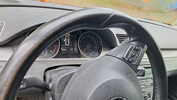 Volkswagen Passat 2012 photo 5