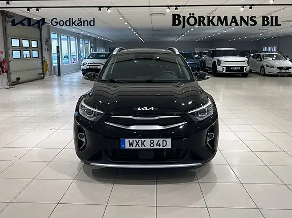 Kia Stonic 2023 photo 2