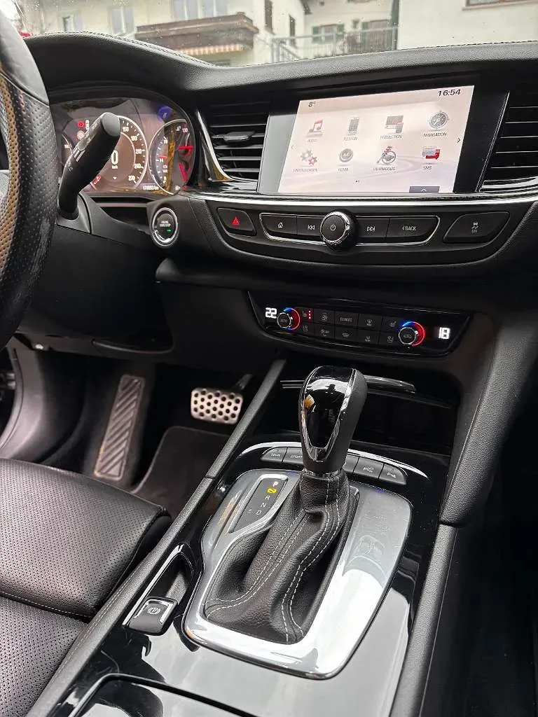 Opel Insignia 2018 photo 2
