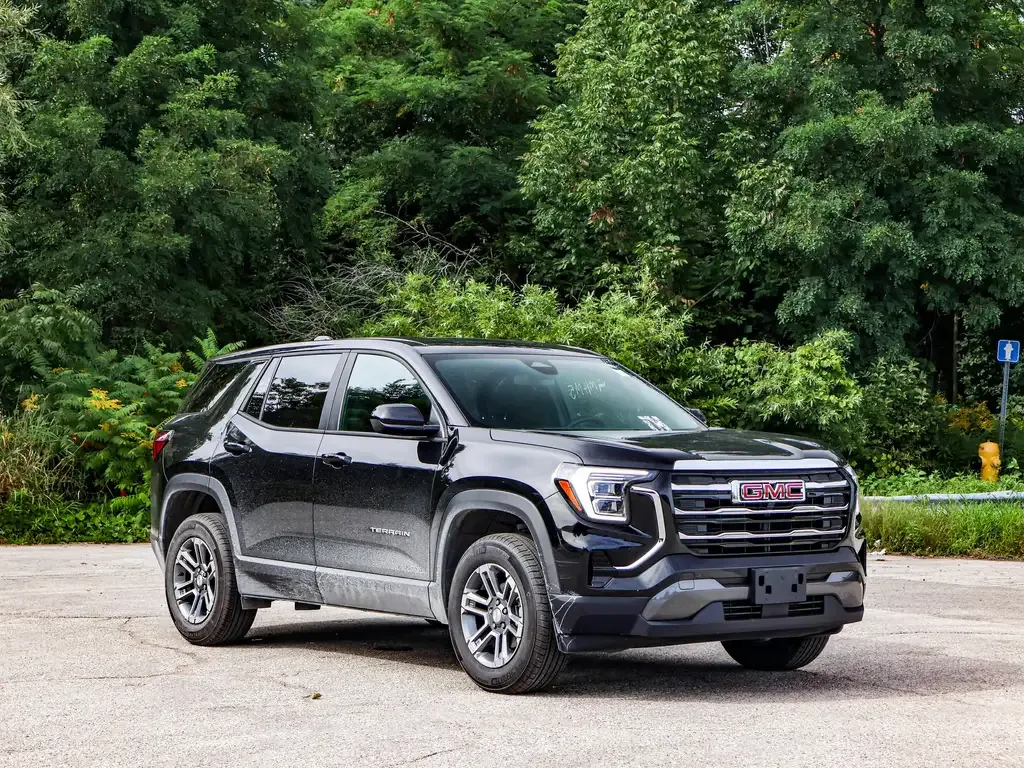 GMC Terrain 2026 photo 3