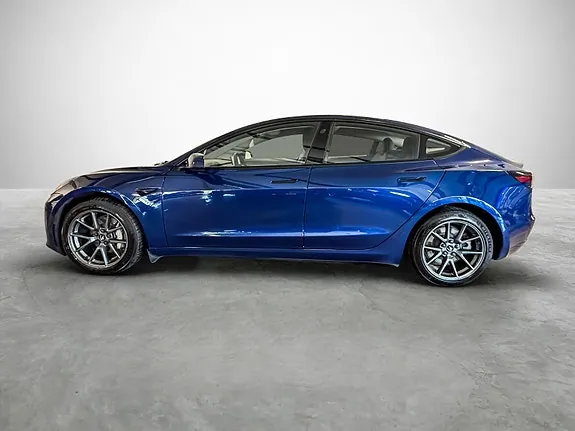 Tesla Model 3 2021 photo 2