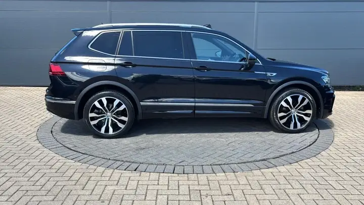 Volkswagen Tiguan Allspace 2021 photo 4