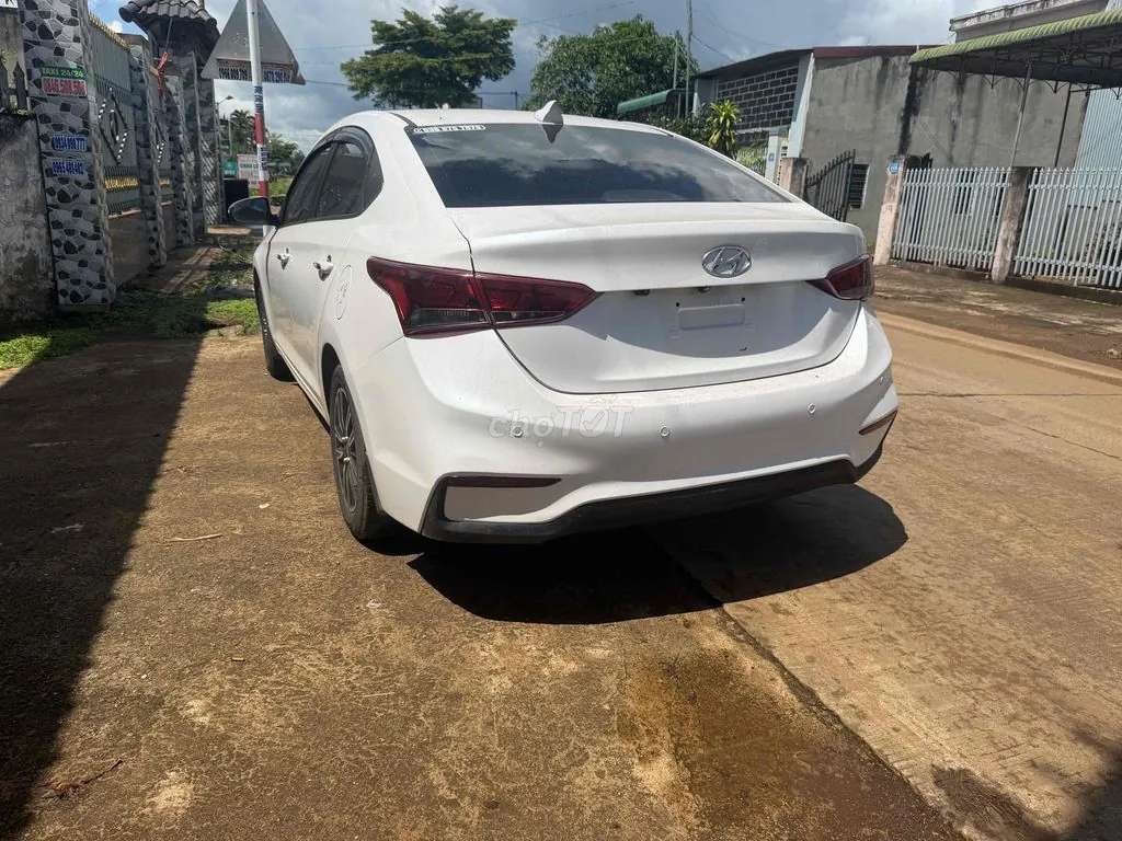 Hyundai Accent 2020 photo 4