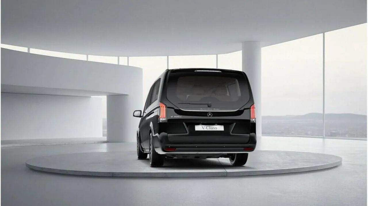 Mercedes-Benz V-Class photo 4