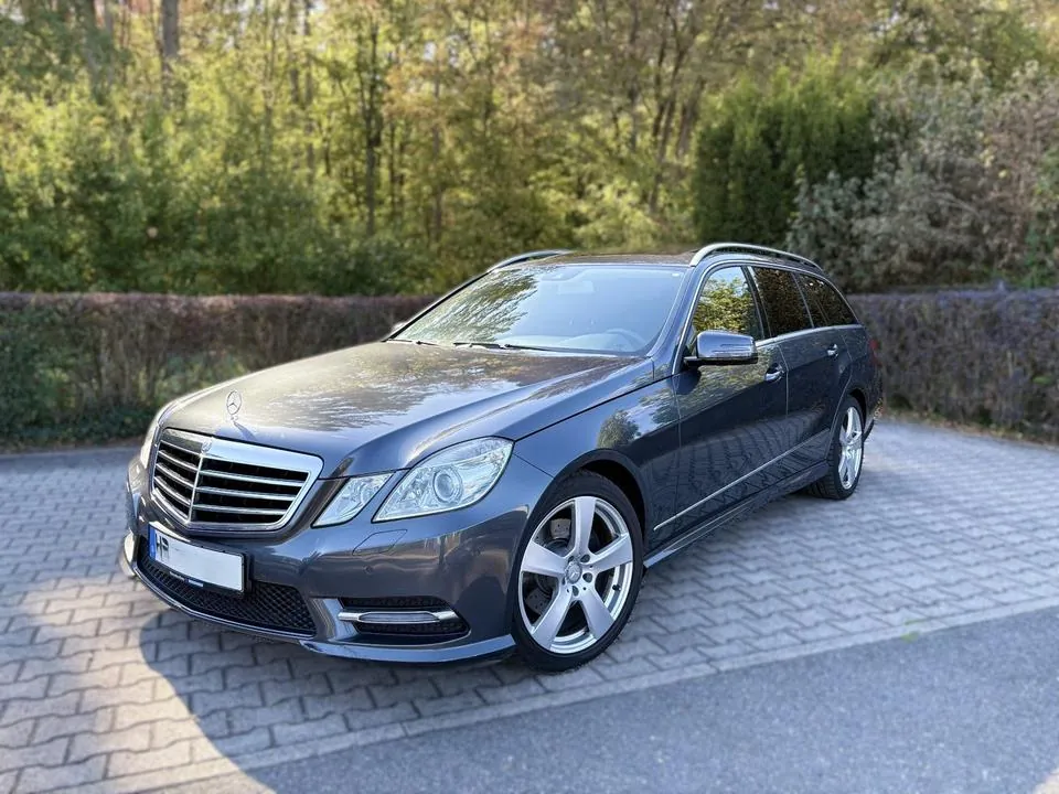 Mercedes-Benz E 220
