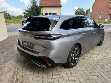 Peugeot 308 2025 photo 2