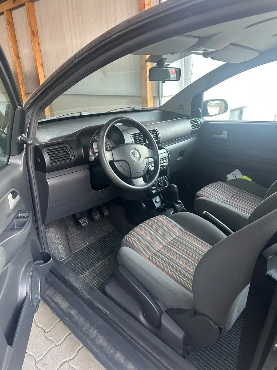 Volkswagen Fox 2009 photo 3