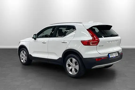 Volvo Xc40 2022 photo 2