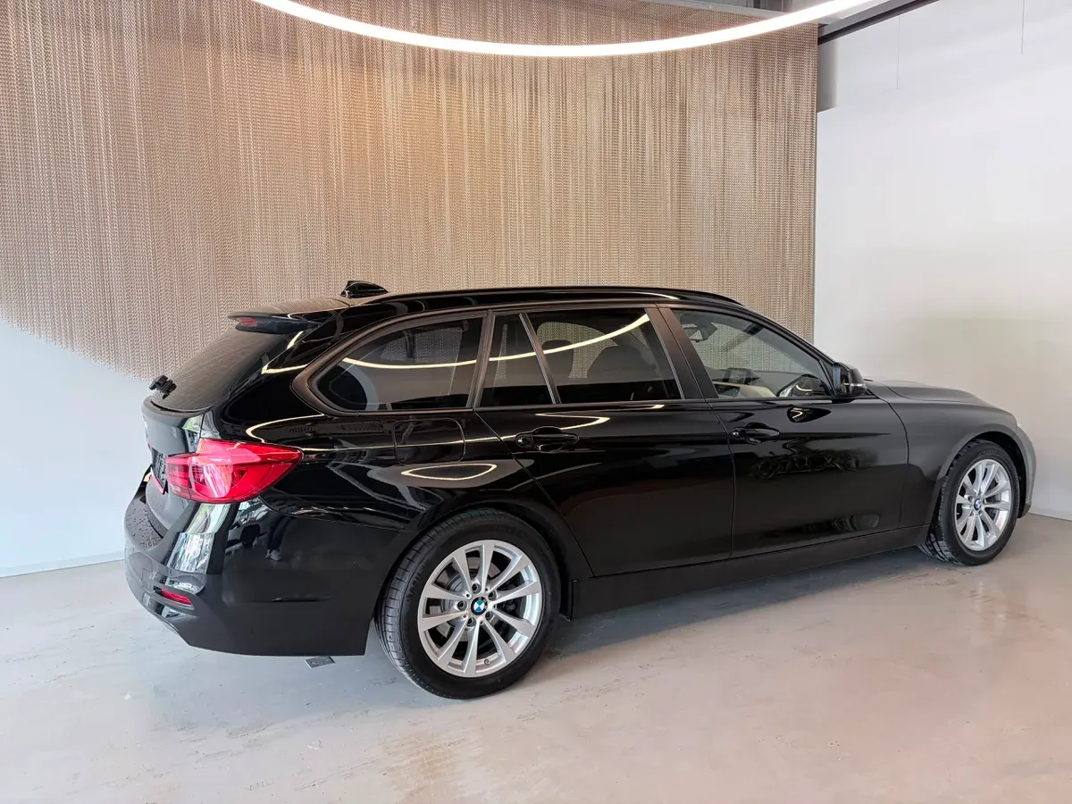 BMW 3 Series 2017 photo 3