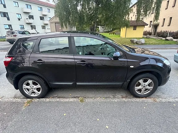 Nissan Qashqai 2011 photo 3