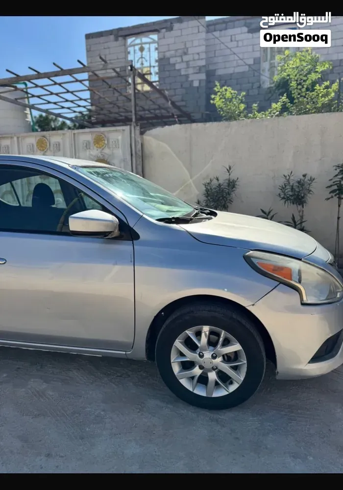 Nissan Versa 2018 photo 3