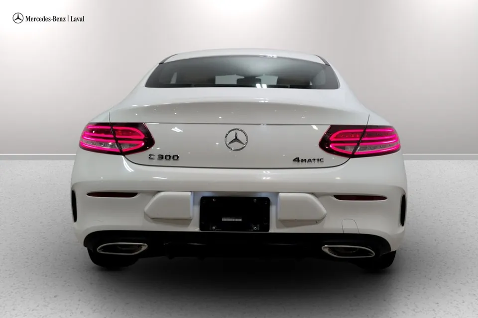 Mercedes-Benz C300 2023 photo 5