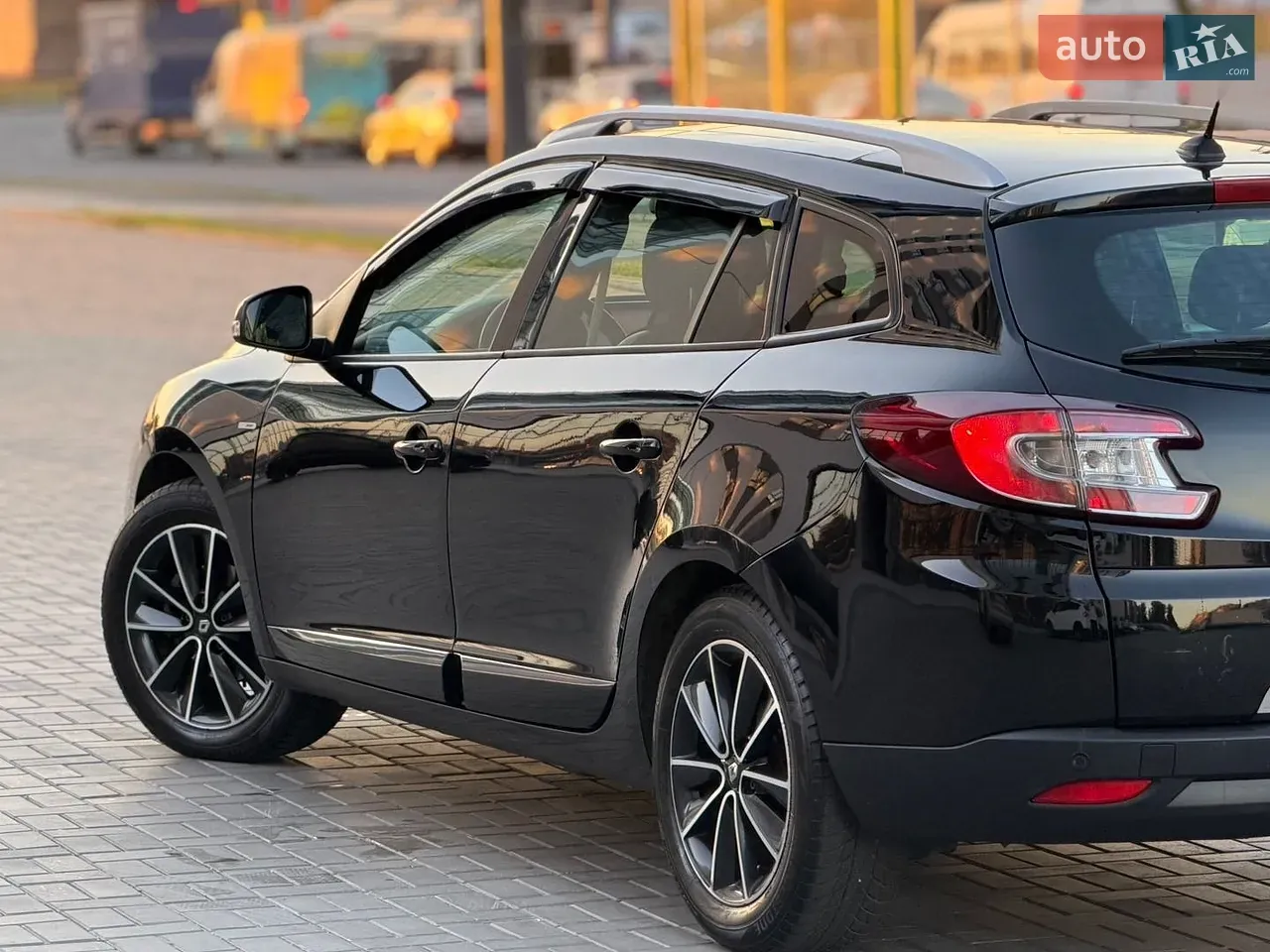 Renault Megane 2012 photo 3