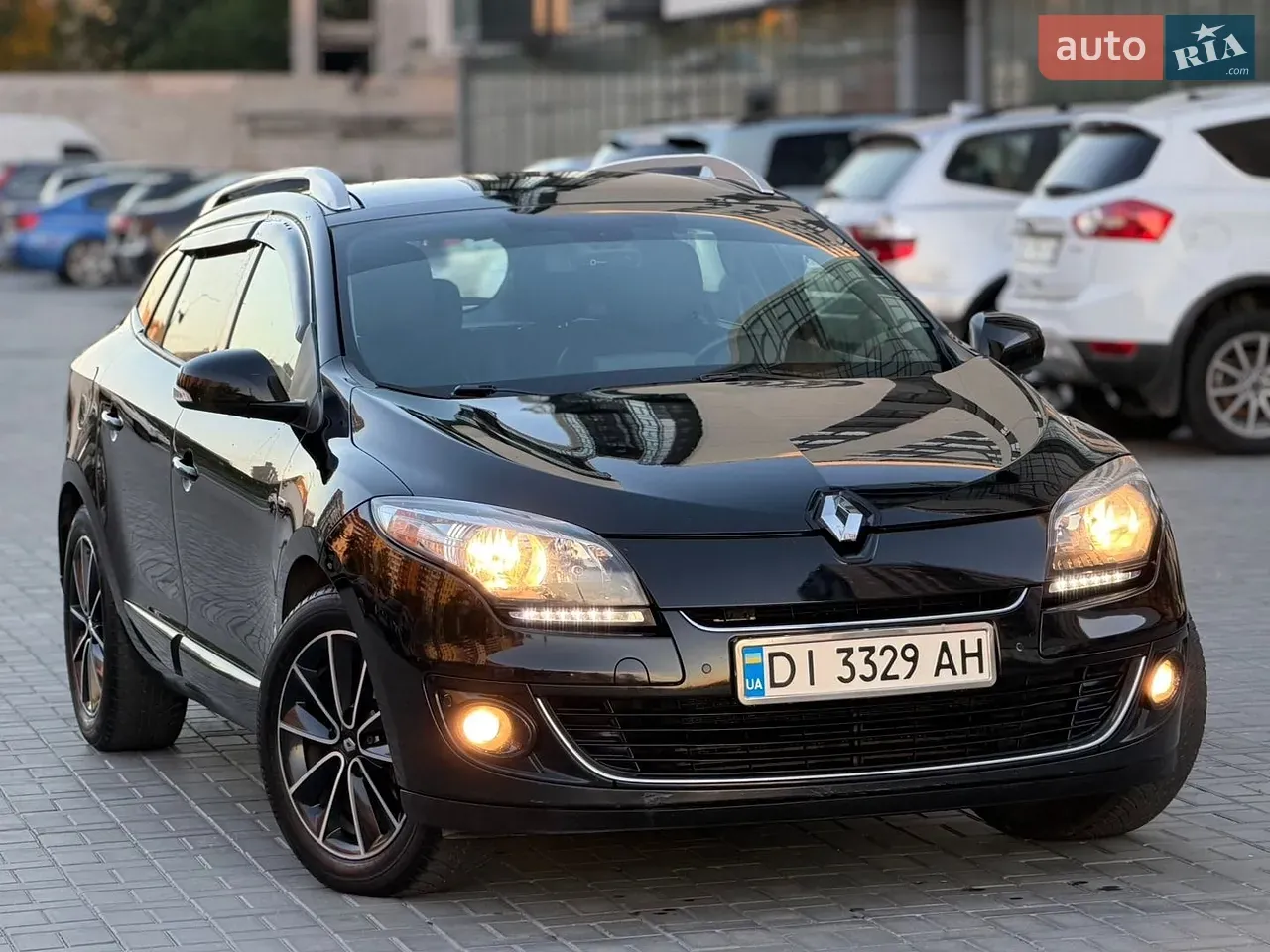 Renault Megane 2012 photo 2