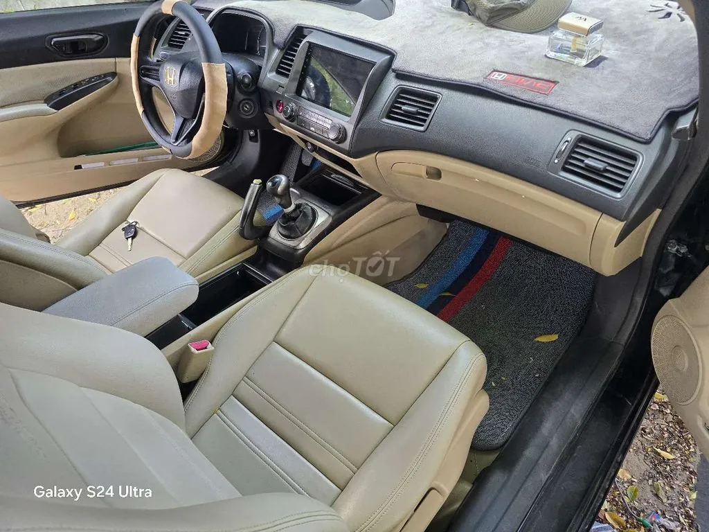 Honda Civic 2010 photo 3