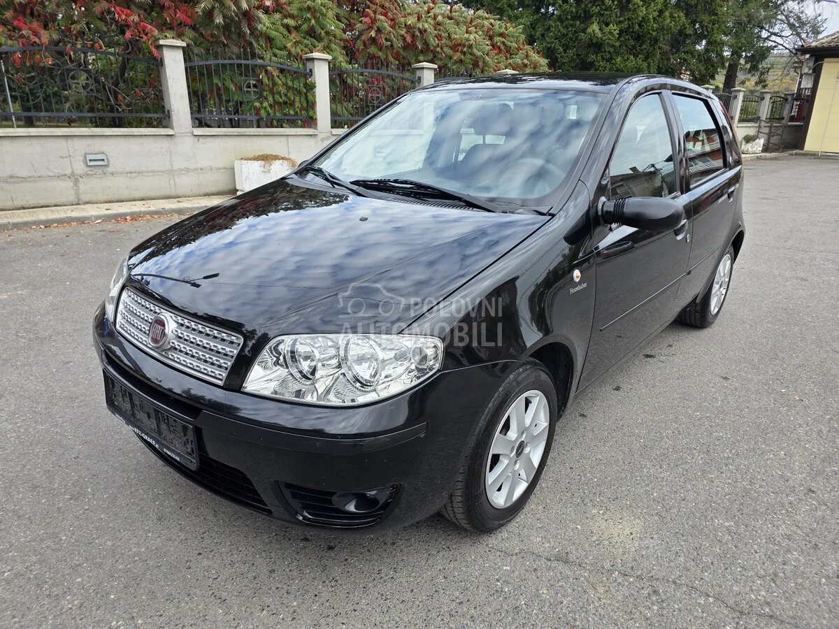 Fiat Punto 2009 photo 4