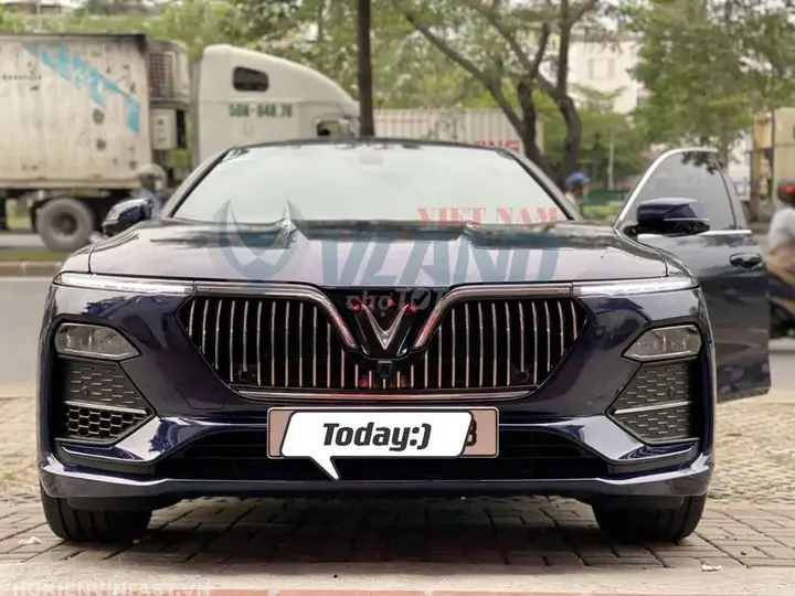 Vinfast Lux A2.0